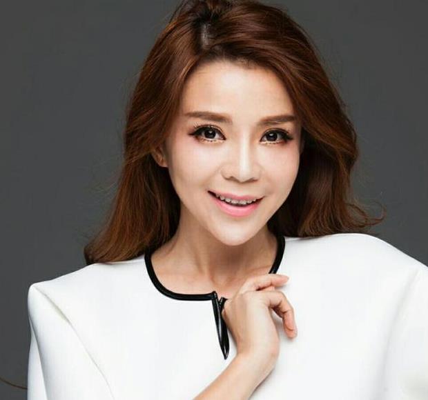 央视这三位主持人的哥哥和父亲不简单,一位是