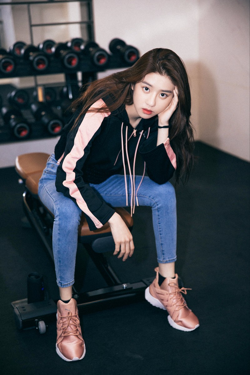 李凯馨运动大片来了人美腿长撩力值max