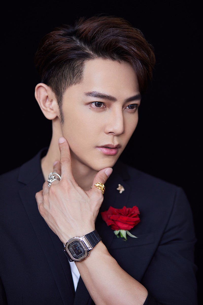 清爽帅气在热播综艺《新舞林大会》中,汪东城的精彩表现可圈可点.