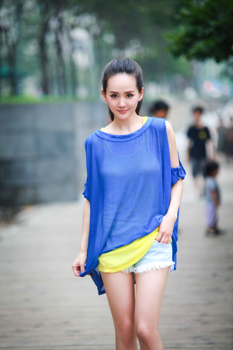 出道17年不红,跟丈夫认识不到3天就闪婚,至今在北京租房生活