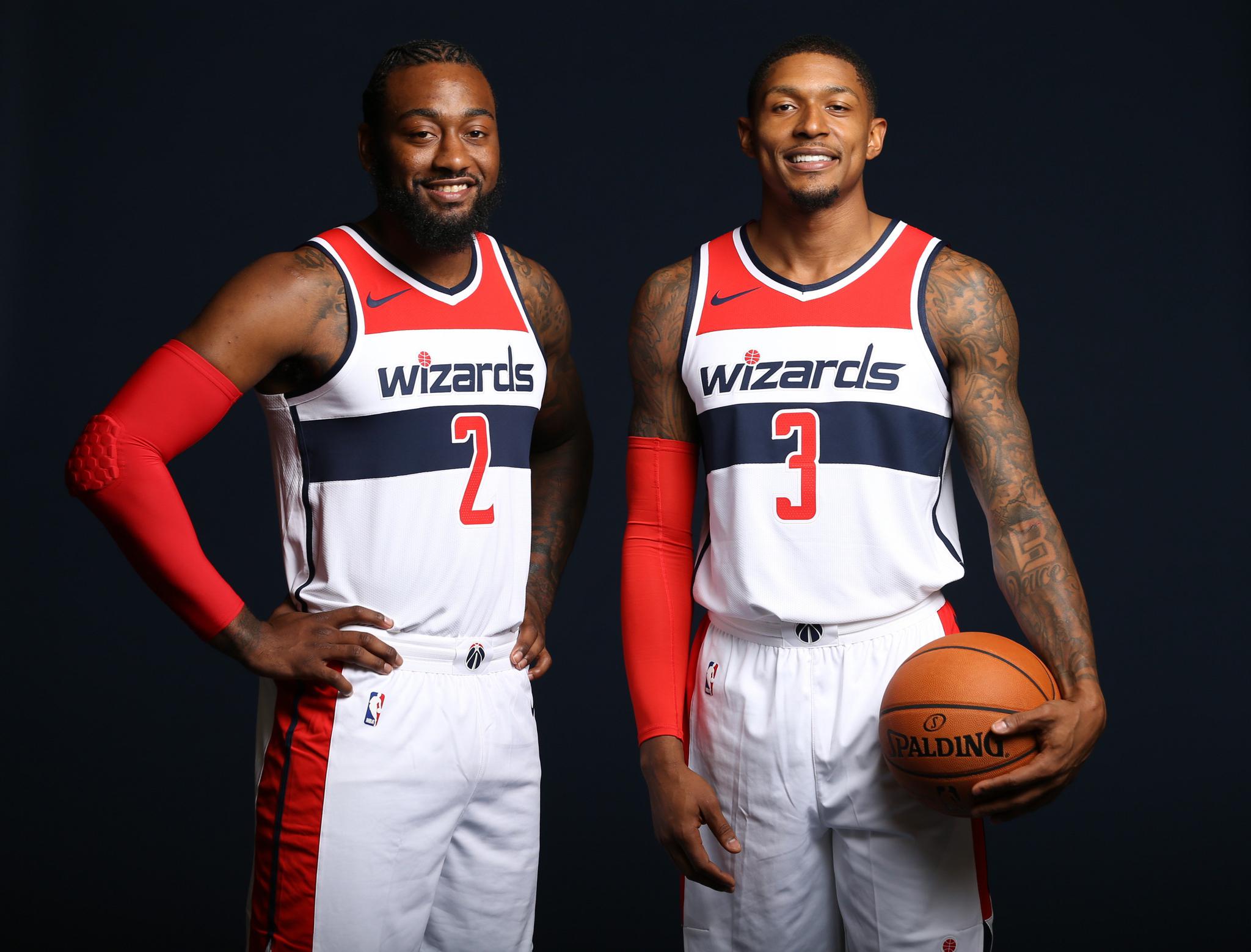 奇才媒体日定妆照