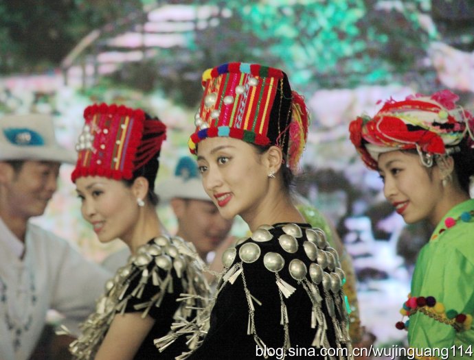 云南德宏傣族景颇族自治州美女多多(图)