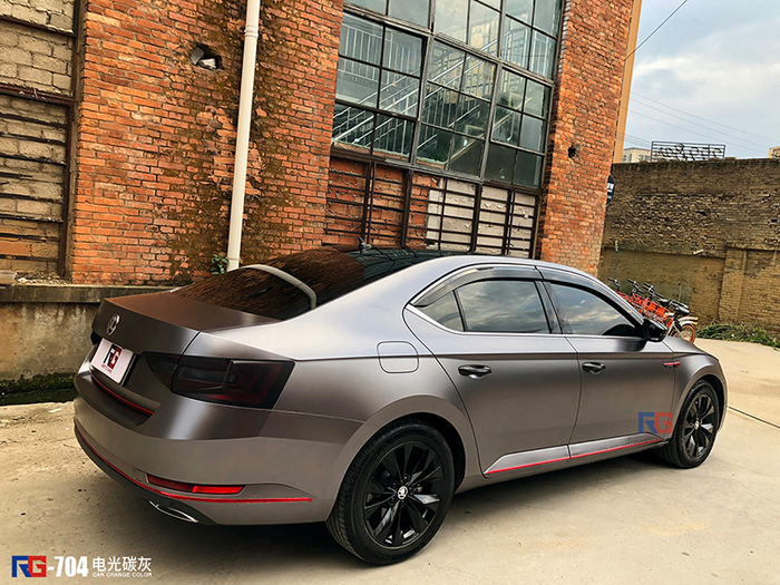 斯柯达速派车身改色电光碳灰 rg瑞集改色膜云南昆明加盟店出品