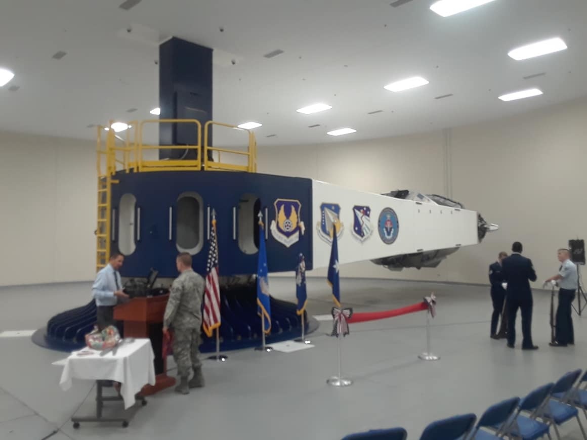 为了培训未来的太空军飞行员_新浪看点