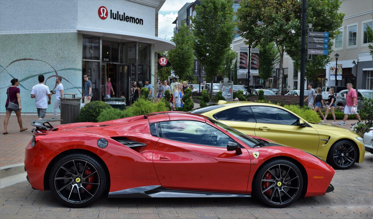 法拉利488spidernovitecrosso