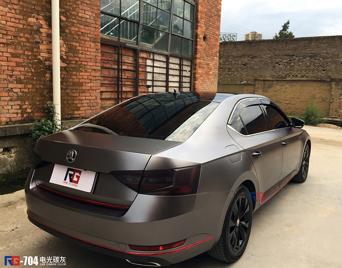 斯柯达速派车身改色电光碳灰 rg瑞集改色膜云南昆明加盟店出品