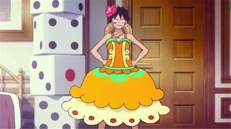 海贼王:女装即正义?他们好变态,路飞好美,索隆亮了