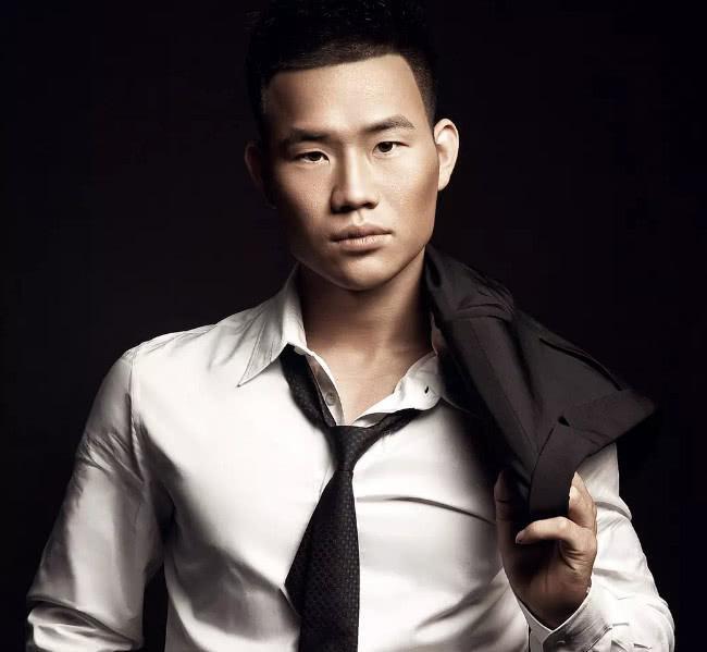 嘎子哥又回来了演技进步了很多可惜没遇到伯乐