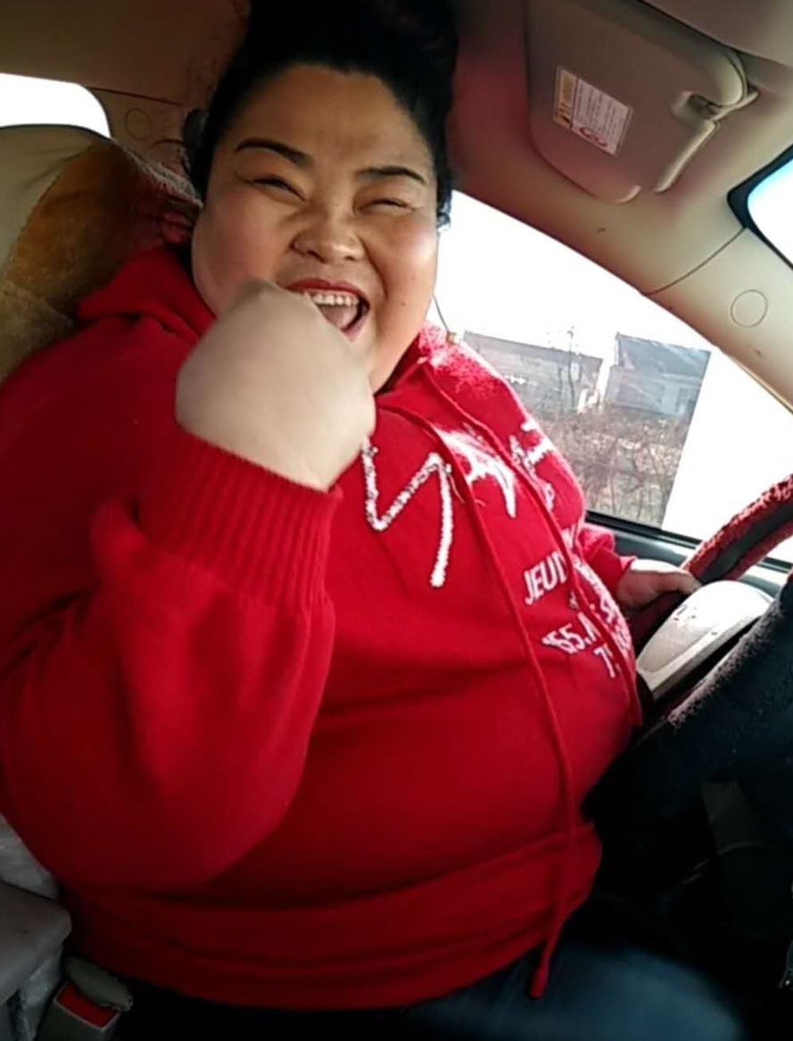 不过,说起自己的发胖经历,张桂菊也算是很奇葩,原来她是因为网络直播