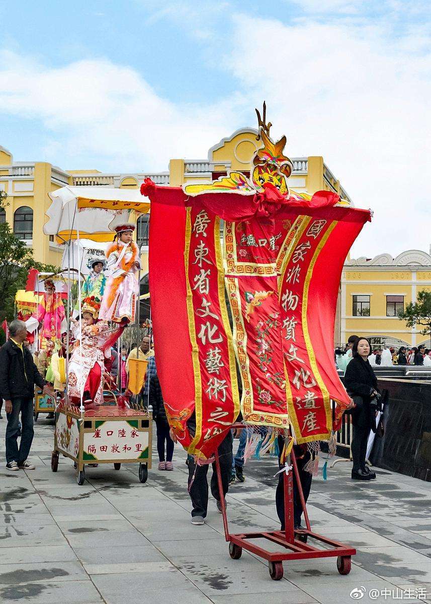 "中山味"的南朗镇崖口飘色号令八方