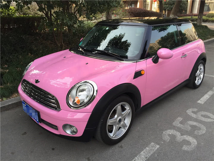 她合同签到36岁工作4年没休息过座驾从18万换到50万