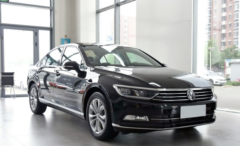 中型车一汽大众迈腾(配置|询价)2017款380tsi dsg豪华型,口碑一直不错