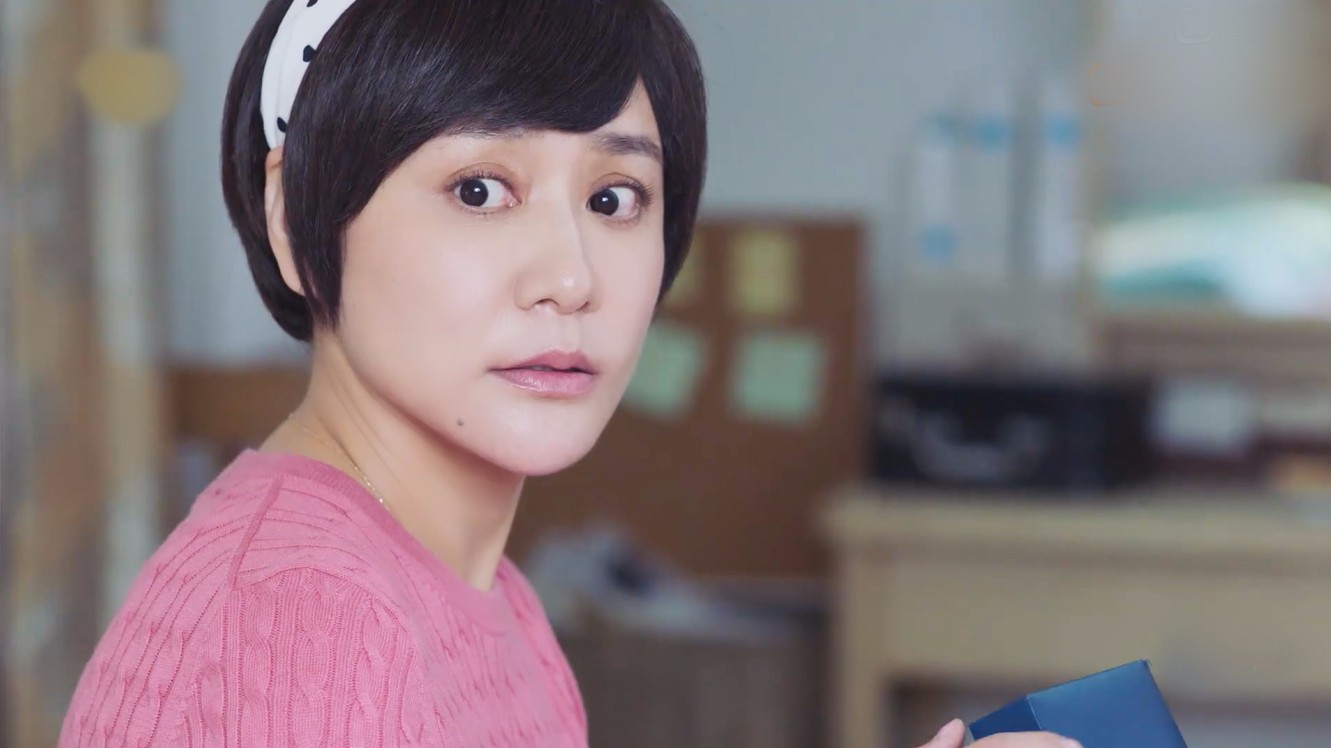 母亲道明枫的强烈反对,和杉菜妈妈温和的处理方式形成了巨大反差