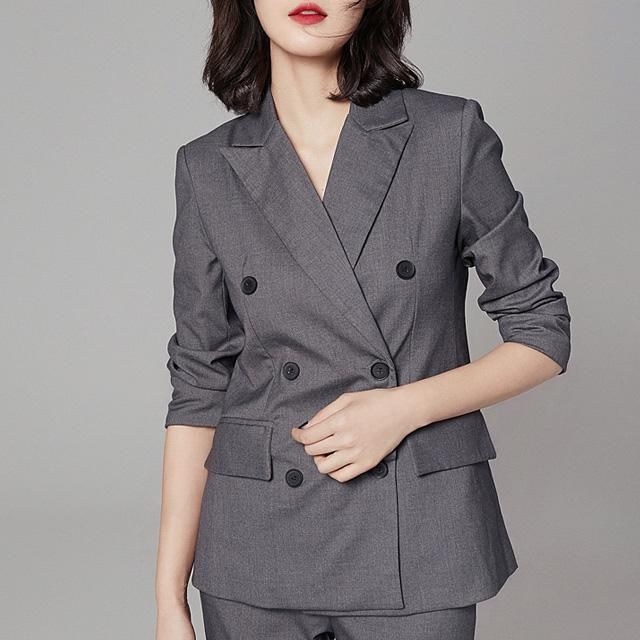 轻熟女6套显精致小女人的气质小西装让你在职场中穿出自信