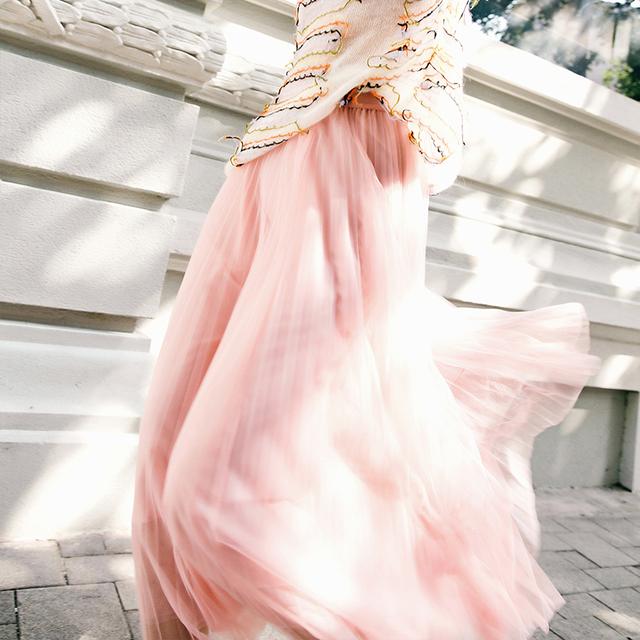 1.飘逸纱裙 老爹鞋