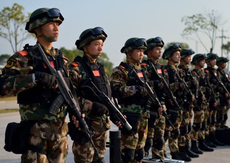 中国武警和解放军有什么不同!看了你就知道了