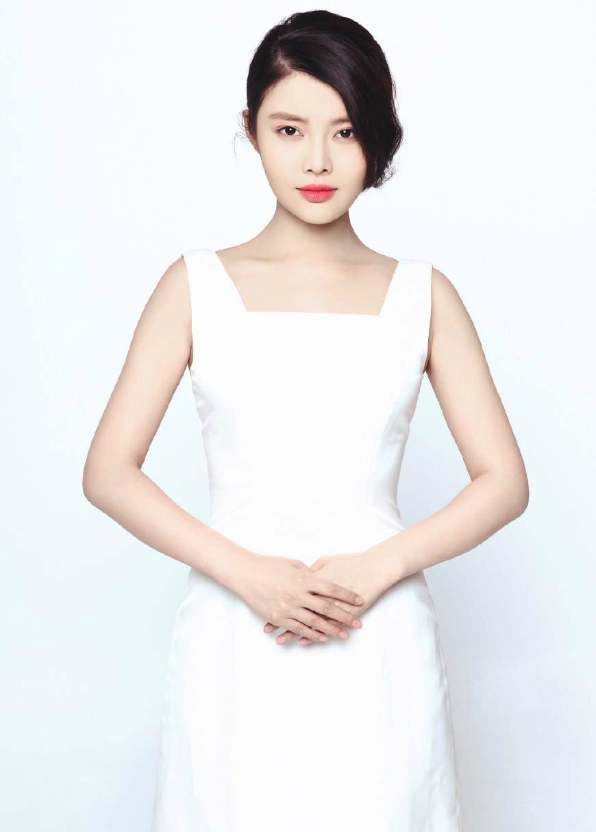 徐冬冬最迷人的拍照姿势,图三温文尔雅,最后一张让人挪不开眼|徐冬冬|