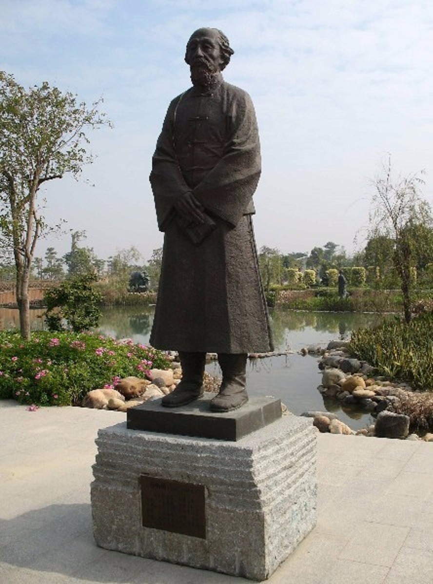 解放前的复旦校长有多牛|震旦|于右任|复旦_新浪新闻