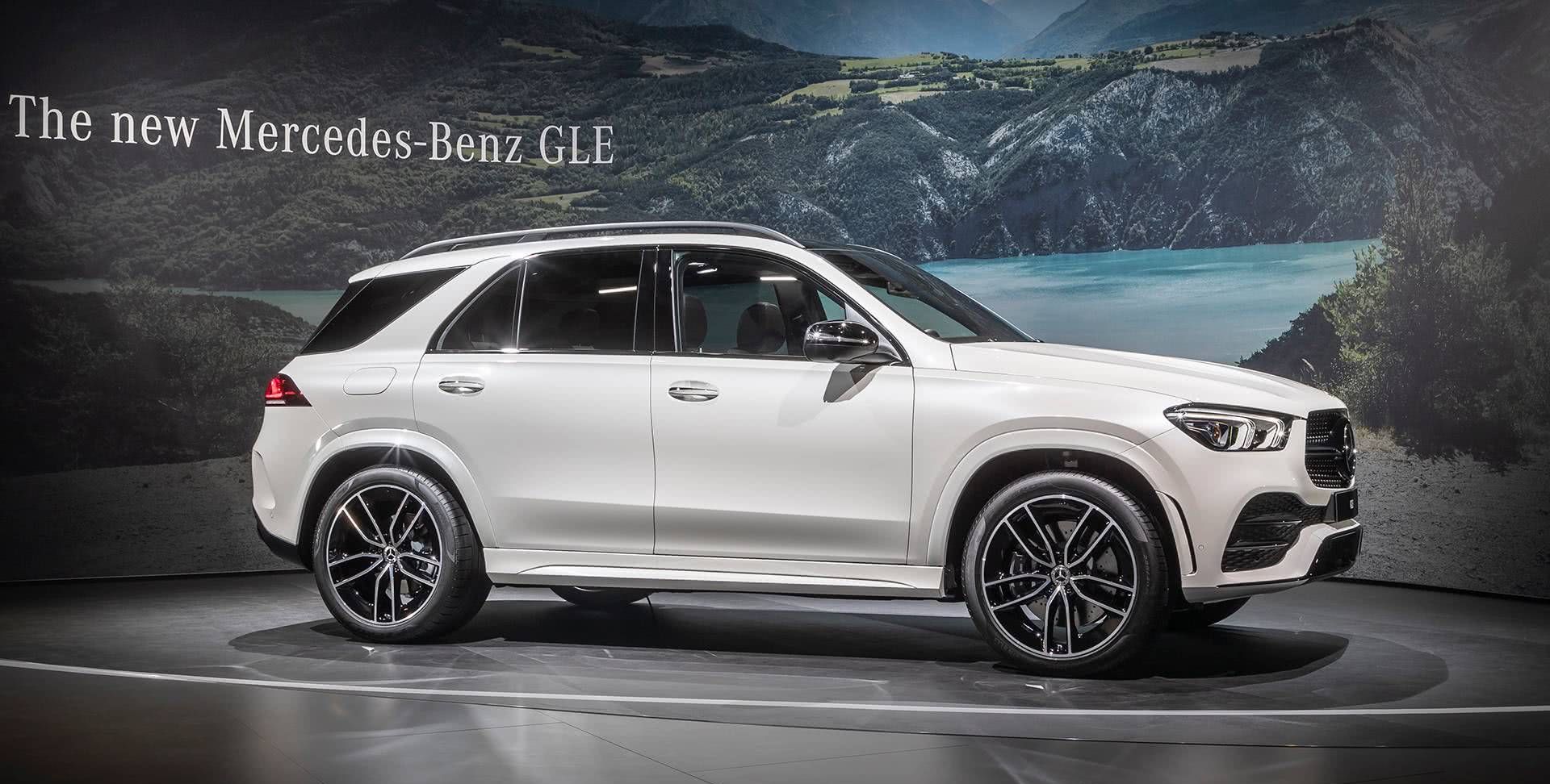 全新奔驰gle实车亮相,内饰有争议但整体质感提升是毋庸置疑的