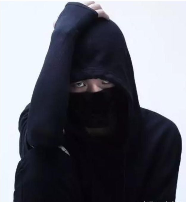 抖音"黑脸v"首次摘下面具,这颜值没谁了,网友:竟