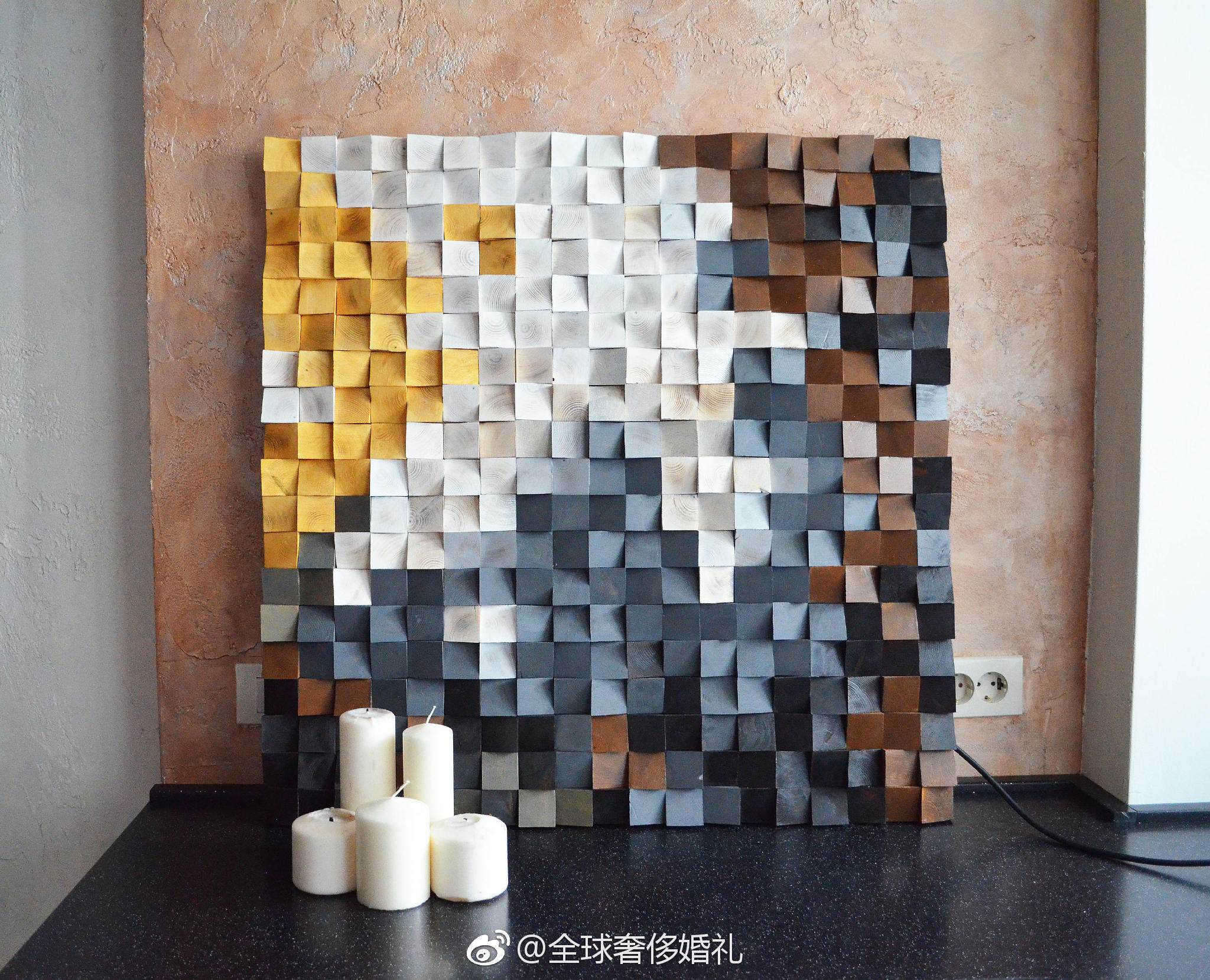 3d马赛克装饰艺术墙,将天然松木干燥并锯成段