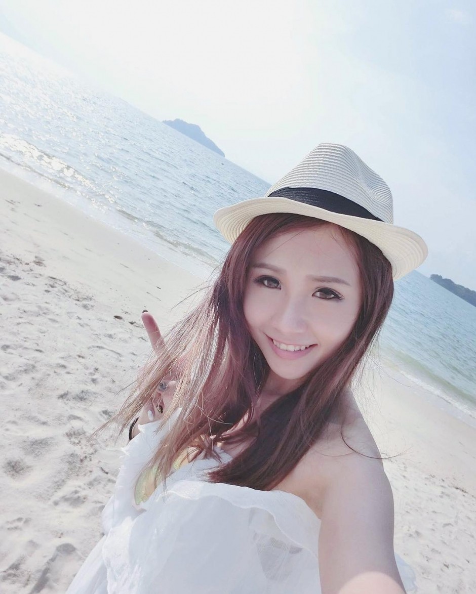 美女模特摄影短发女孩日常工作旅游自拍集