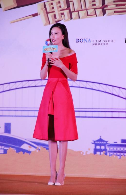 「时尚u先生」毛俊杰时尚搭配,俏皮可爱,百变女王,端庄优雅!