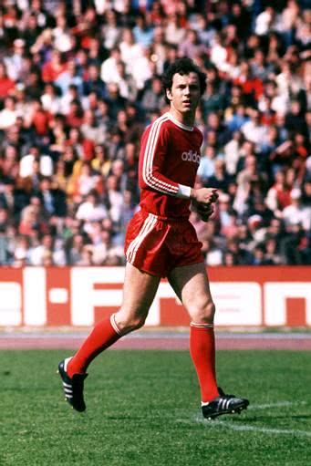 贝肯鲍尔:足球皇帝 史上最佳自由人