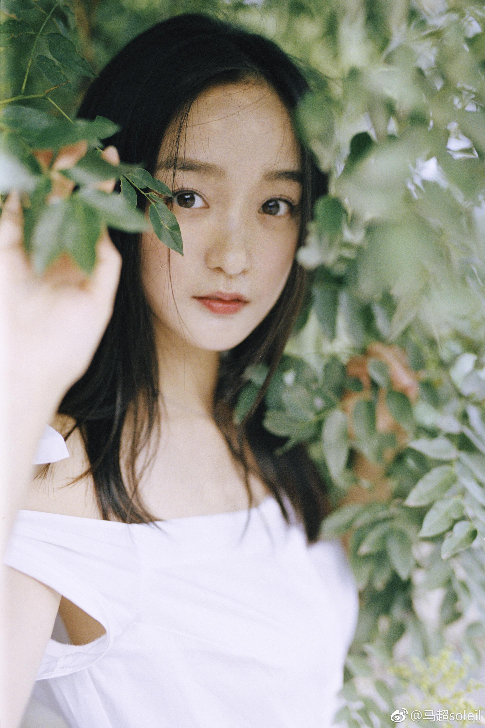 那个喜欢摄影的女孩出镜:|摄影|何泓姗|马超_新浪新闻