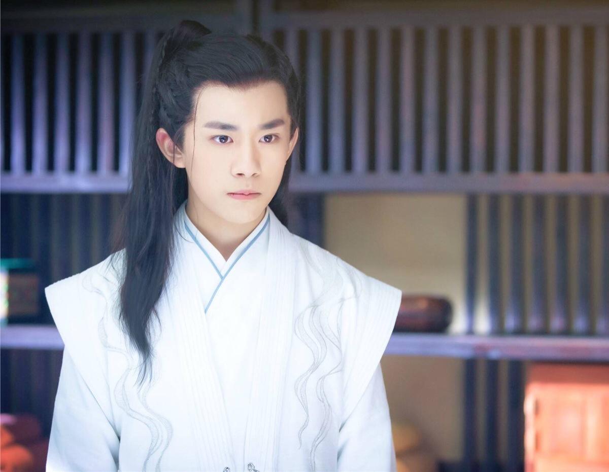 让观众一见倾心的公子:鹿晗,朱一龙"苏"倒一片,王俊凯更惊艳