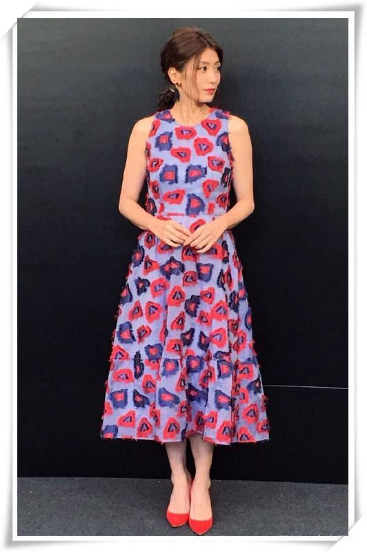 贾静雯不过是剪了个刘海不仅气质全无大妈气都跑出来了