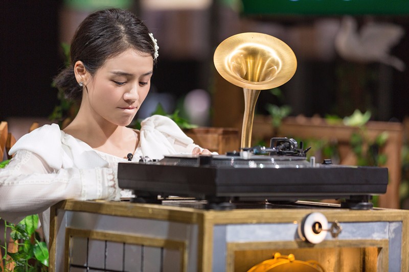 马思纯《我是大侦探》成团宠 邓伦张若昀林更