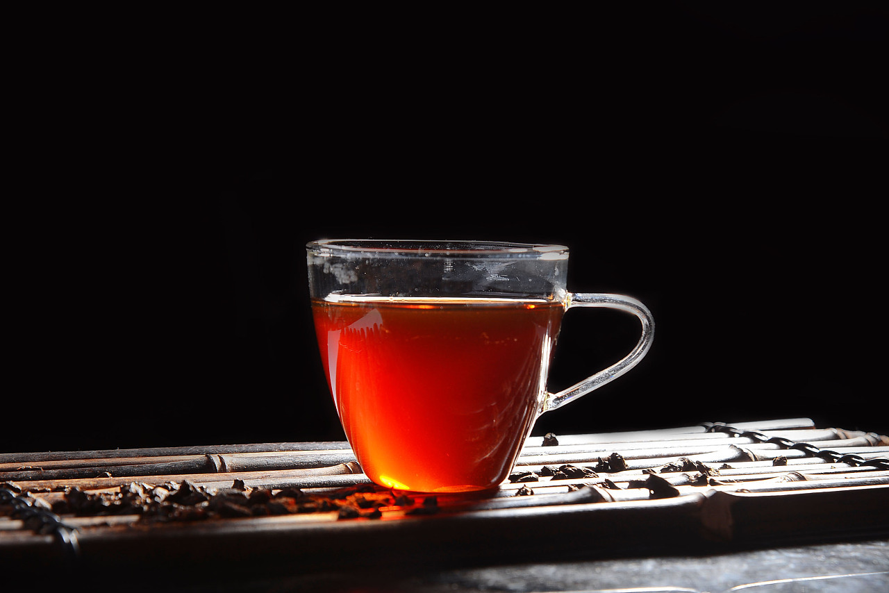冲泡普洱茶需注意的问题1、投茶量2、泡茶水温3、冲泡时间4、关于|茶量|普洱茶|泡茶_新浪新闻