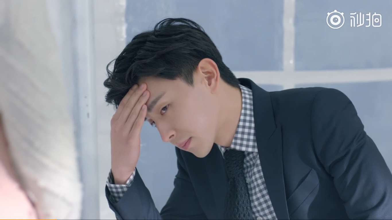 迪丽热巴非要皮,邓伦见她就头疼,网友:换着方式撒狗粮啊