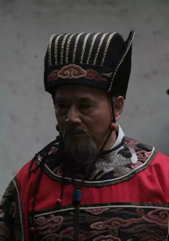 徐阶:正直与腹黑并存,明朝的头号政治家|陆炳|徐阶|锦衣卫_新浪新闻