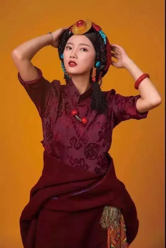 央金次卓扎西尼玛齐旦布扎西平措才仁文斗玛尼石乐队所以,快来吧我们