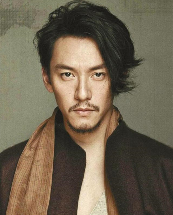 适合留胡子的六位男星,吴秀波倒数,图六最酷,最喜欢的是图五