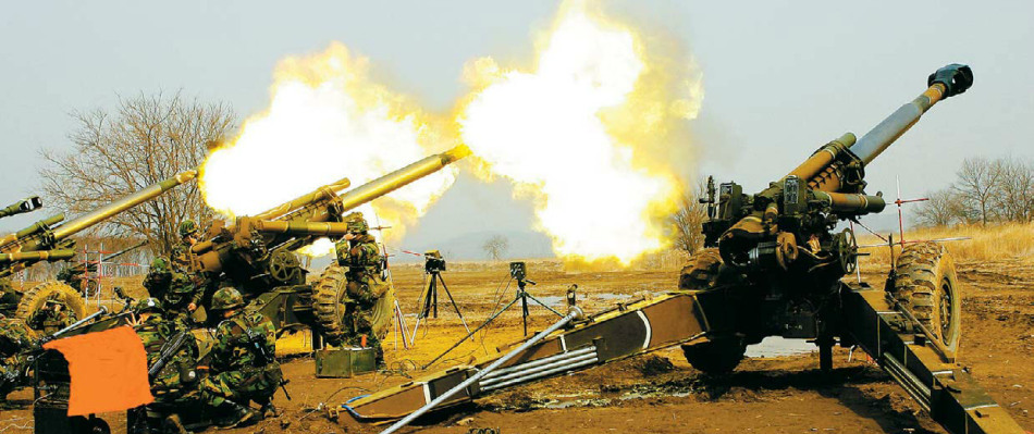 韩国kh,179榴弹炮发生炸膛事故,炮身被炸成两段_新浪看点