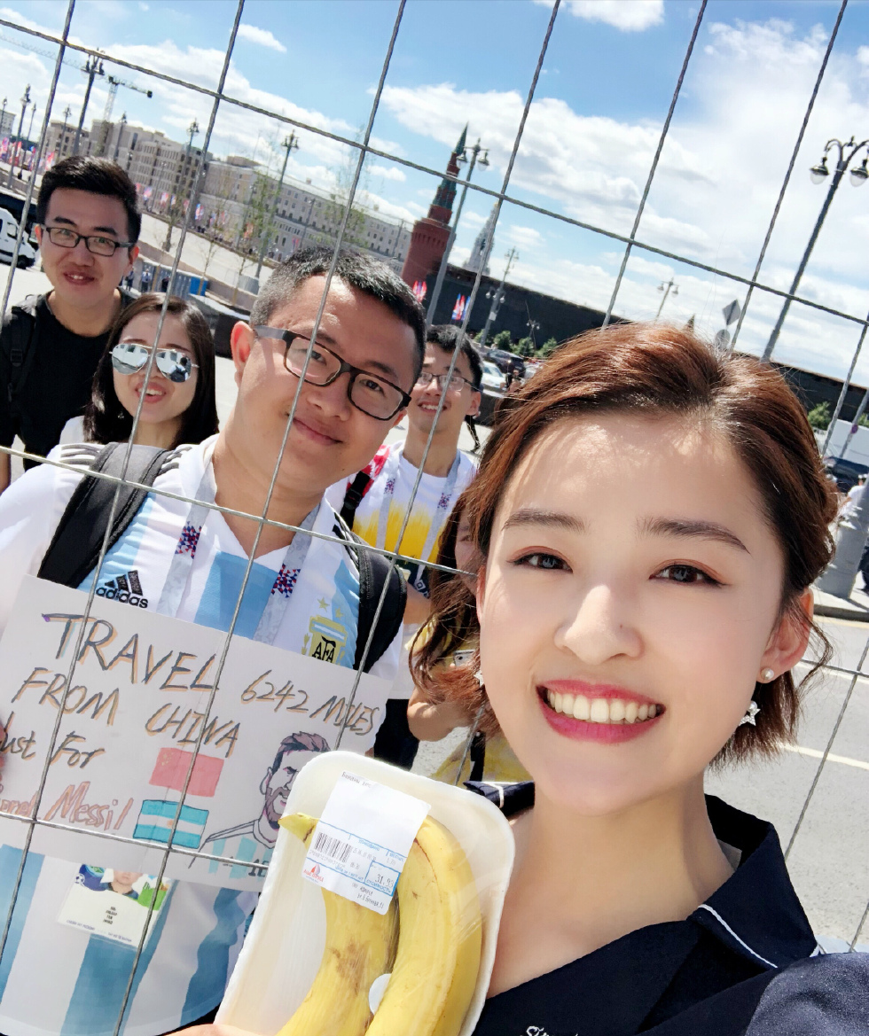 央视体育美女主持人杨茗茗,太过精致的五官,兼具美貌与幽默