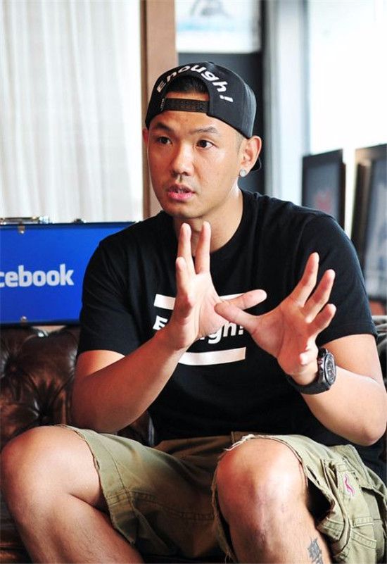 陈建州的超跑被撞若不放走出租车司机会如何?网友的回复扎心了