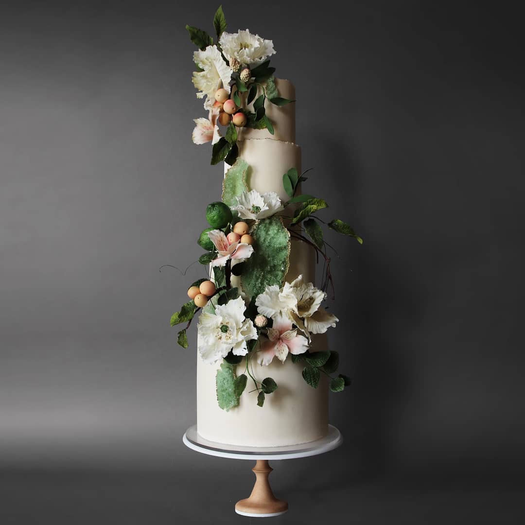 大型多层艺术蛋糕