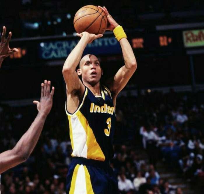 第三名,雷吉米勒.最值得球迷称称乐道的就是米勒时刻,他在最后8.