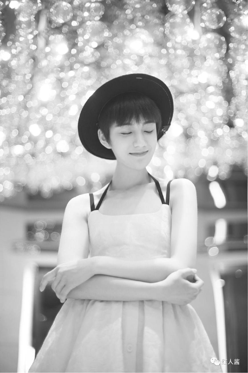 红人酱丨陈泇文,高颜可攻可甜,百变酷gril!