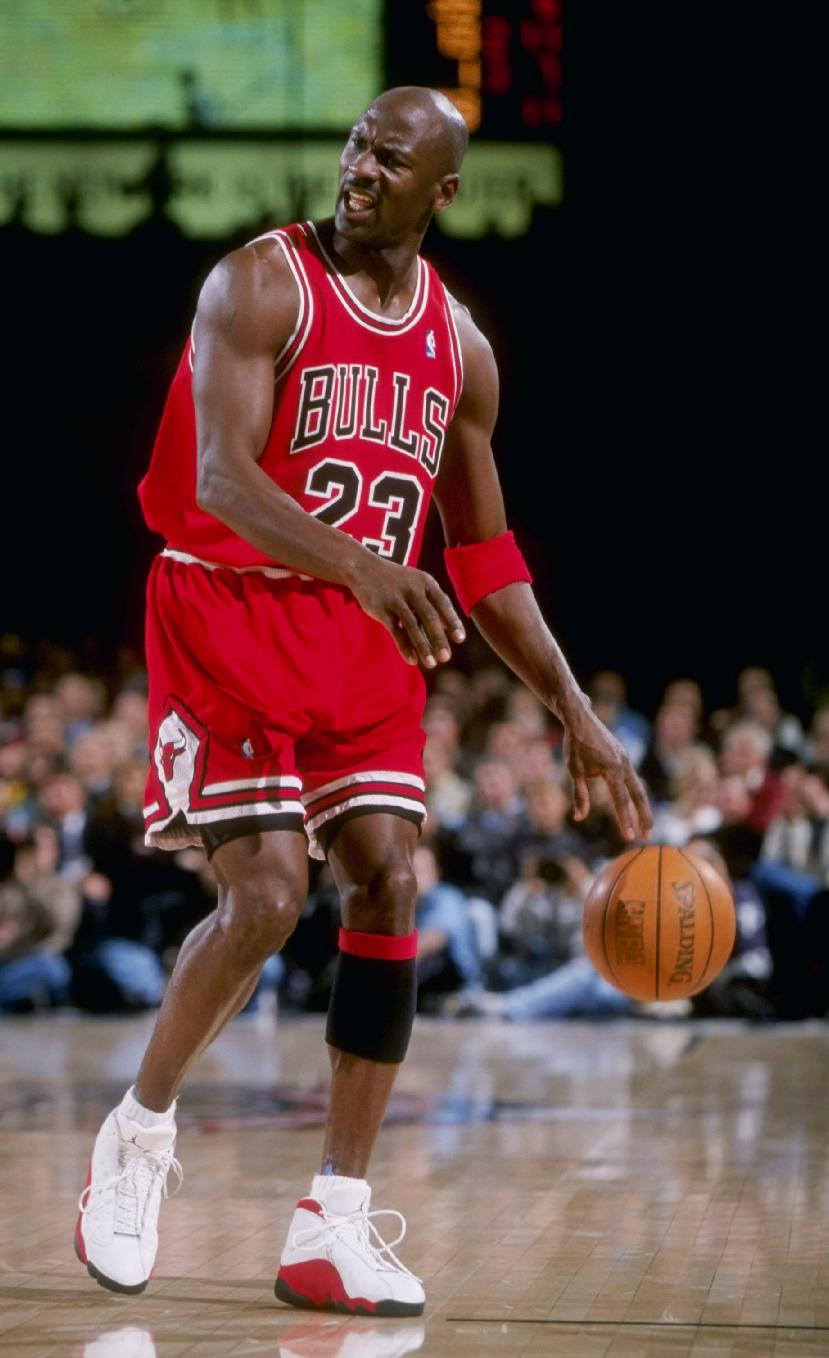 nba发挥最稳定5大球星,库里落选 詹姆斯上榜 第1没悬念