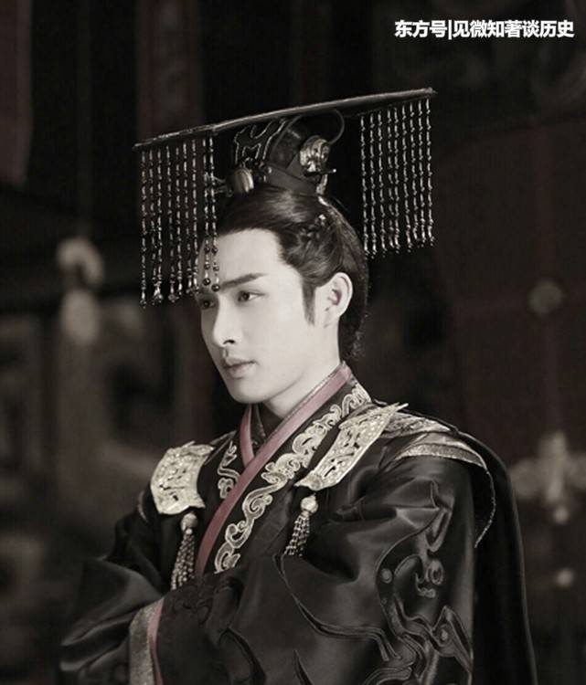 为何秦始皇会变成暴君?除童年的经历行还与母亲做的这件事有关