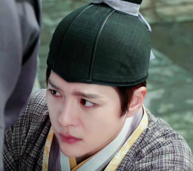 的牢头儿,常与贪官污吏打交道,练就了他足智多谋,鬼计多端的性格特点