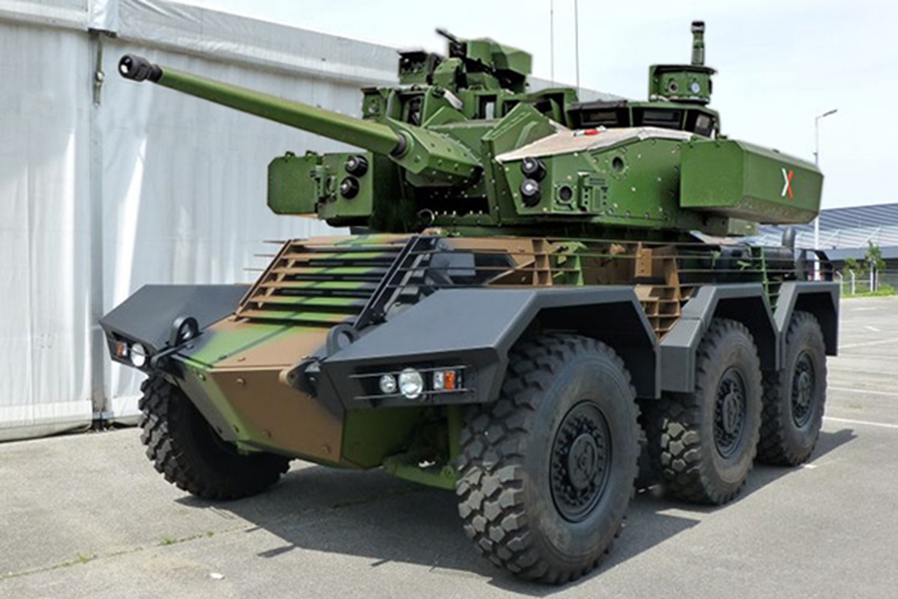 今日早读|导引头|反坦克导弹|装甲车_新浪新闻