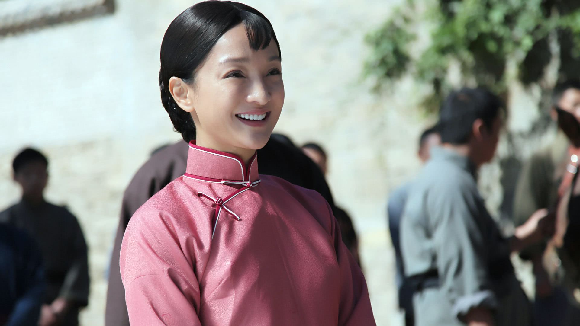 《红高粱》告诉你当年她为什么那么嫩|周迅|红高粱|演员_新浪新闻