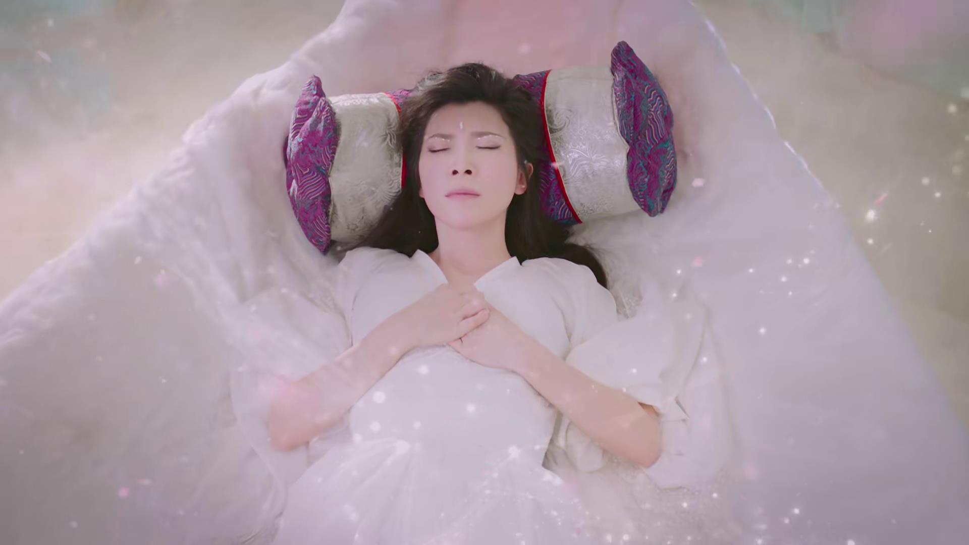 香蜜:润玉不作不死,服用穷奇遭反噬,双手缠锁链披头散发好可怜