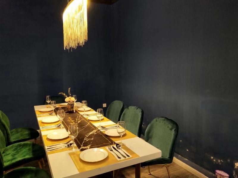 南京网红西餐厅!99元就能吃到战斧牛排,还自带12个拍照场景!